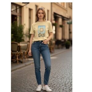 Mighty Fine Womens The Sun Graphic T Shirt Yellow Size L